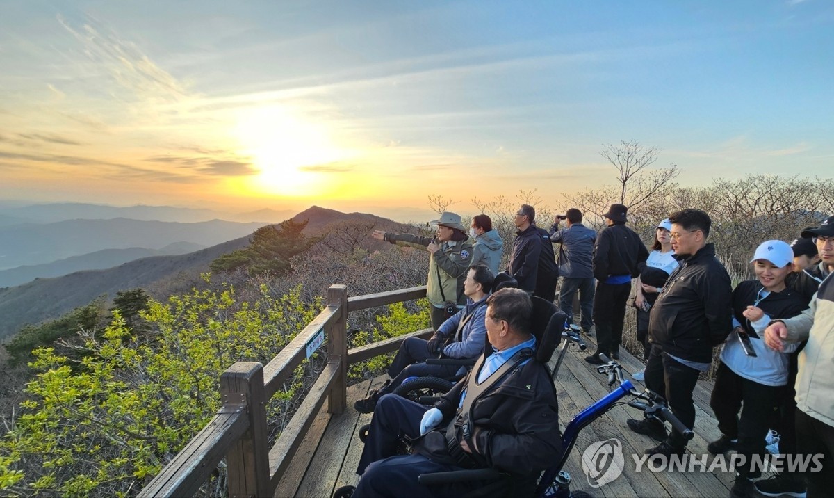 지리산 노고단. [지리산국립공원전남사무소 제공]