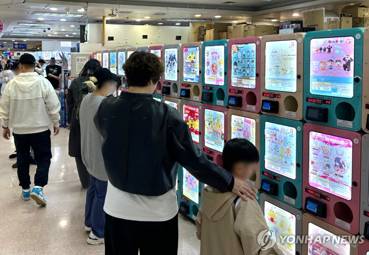 [샷!] 아이부터 어른까지 캡슐 장난감에 푹