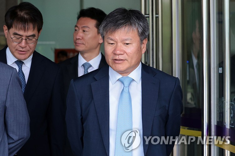 특검, 김건희 '집사' 추적 적색수배…삼부토건 '실세'…