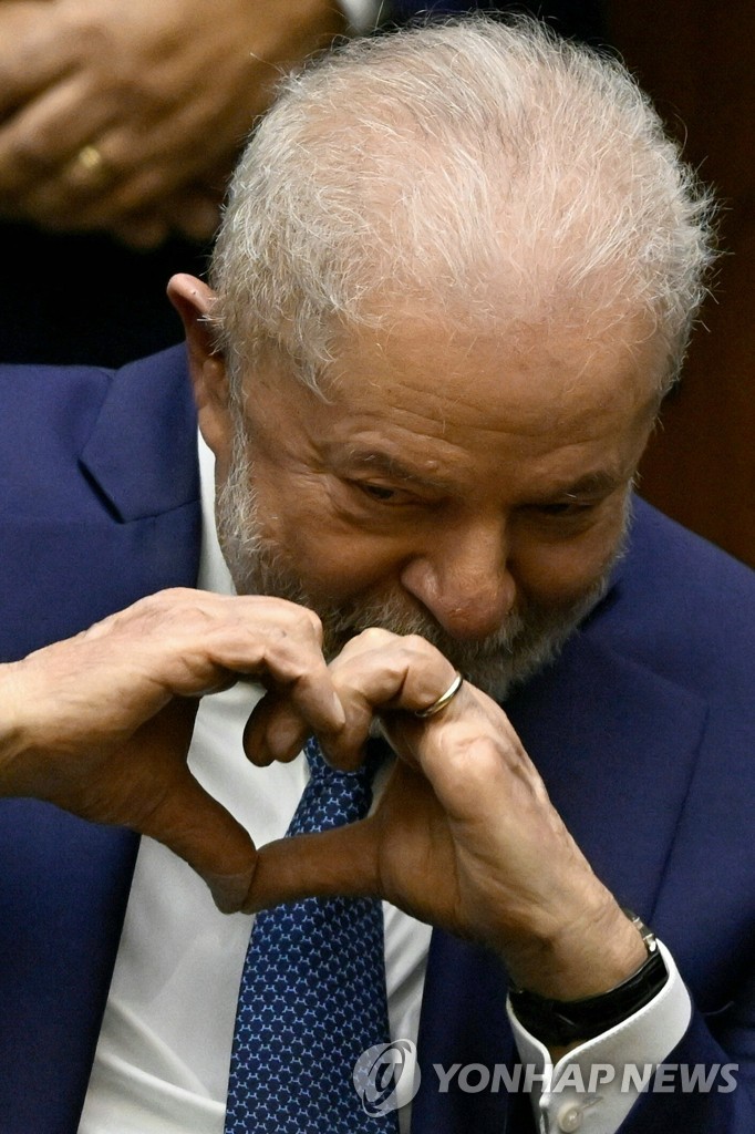 Lula 'Dedo Coração'