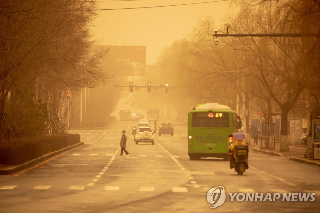 '6급 엄중오염'...중국 뒤덮은 공기질 최악 황사