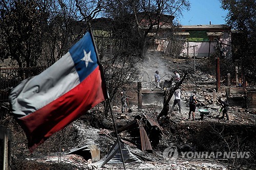  벌써 130명 훌쩍 넘은 사망자…'역대급 화마' 칠레의 눈물