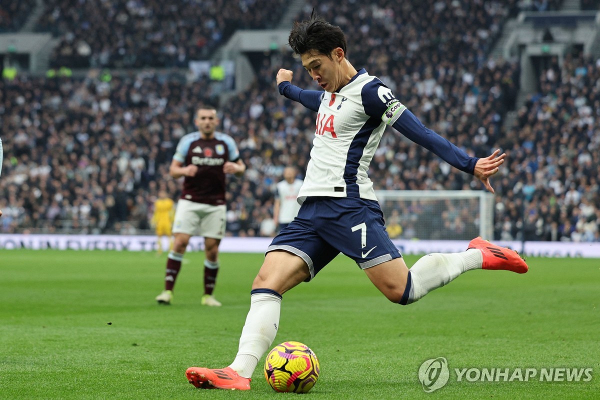 손흥민 복귀전서 3호 도움…토트넘, 애스턴빌라에 4-1 대승