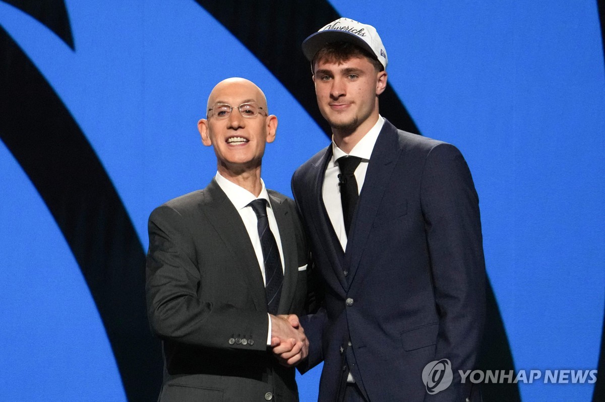 '제2의 래리 버드' 포워드 플래그, NBA 신인 1순위로 댈러스행
