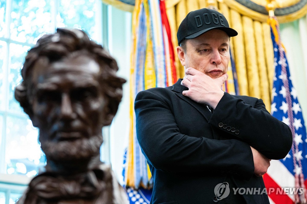 머스크 신당 발표했지만…현실 정치판 '제3정당 필패론'…