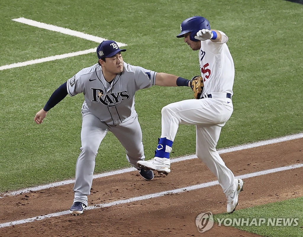 Why the Dodgers should worry about Ji-Man Choi, the most fun player in the  World Series