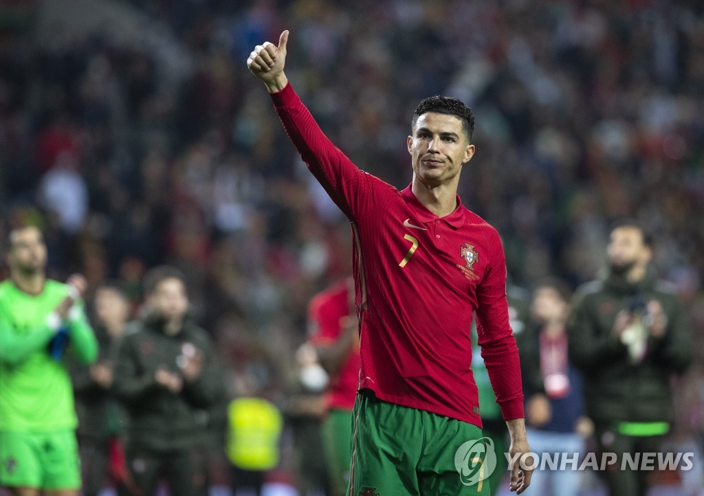 월드컵 본선행을 확정한 포르투갈의 호날두