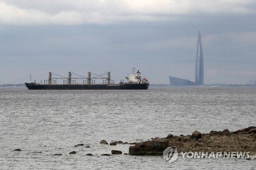 서방, 해상운송 러시아산 석유 가격에 상한 씌우기 검토