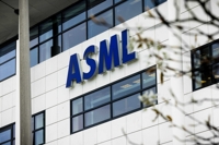 [속보] 네덜란드 "ASML 심자외선 노광장비 수출 직접 통제"
