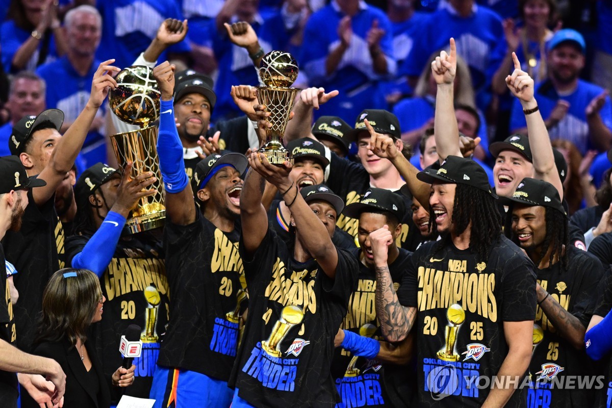 NBA 새 시즌 개막…OKC, 안방으로 휴스턴 불러 2연패 시동