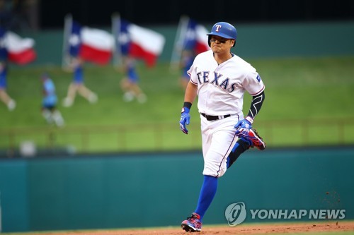  Rangers' Choo Shin-soo hits 200th homer