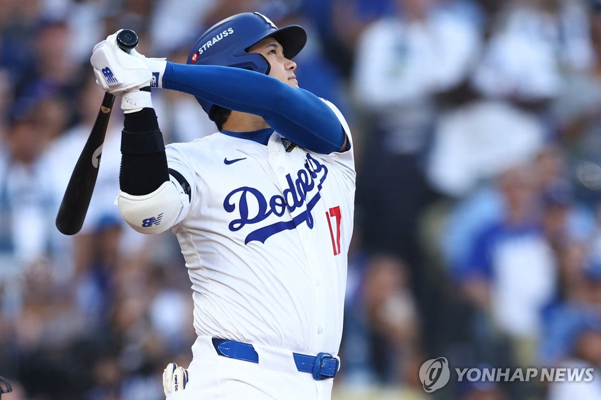 50-50 오타니·58홈런 저지, 나란히 MLB 실버슬러거 수상