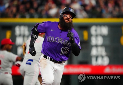 콜로라도 외야수 찰리 블랙먼