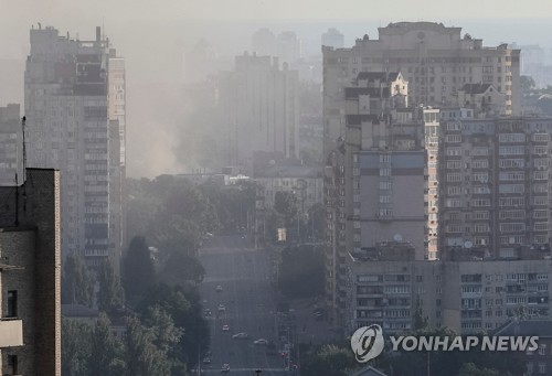 러, 키이우에 이틀 연속 미사일 폭격
