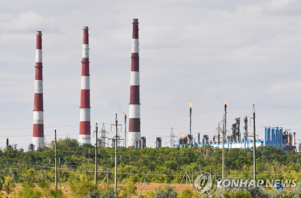 러시아 중부 오렌부르크주에 있는 가스프롬의 가스 가공 시설