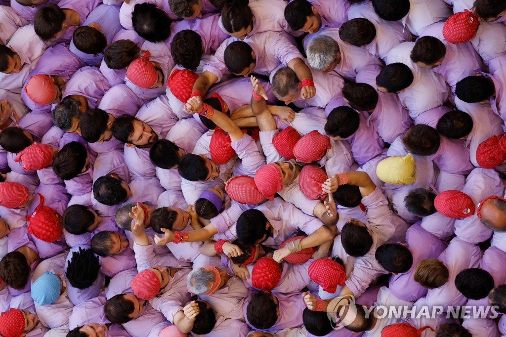 SPAIN-CULTURE/HUMAN TOWERS