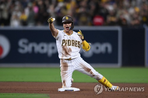 Padres' Kim Ha-seong picks up RBI in stunning NLDS victory over Dodgers