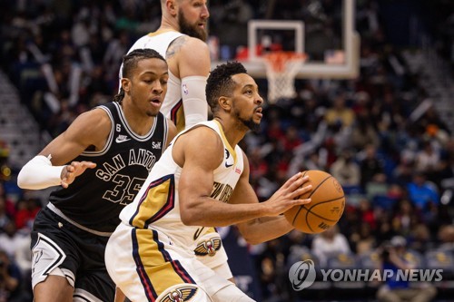 NBA 뉴올리언스, 샌안토니오 잡고 4연패 탈출…매콜럼 40점 | 연합뉴스