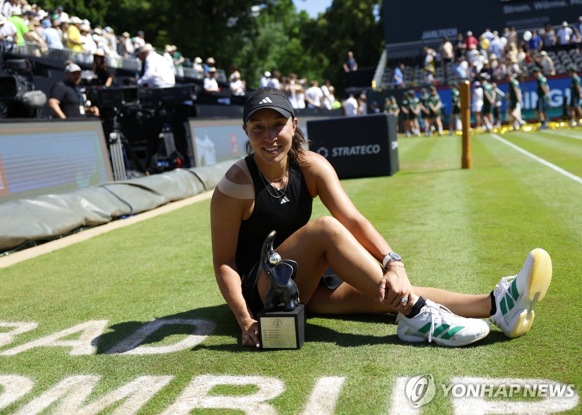 페굴라, 시비옹테크 꺾고 WTA 투어 바트 홈부르크오픈 우승