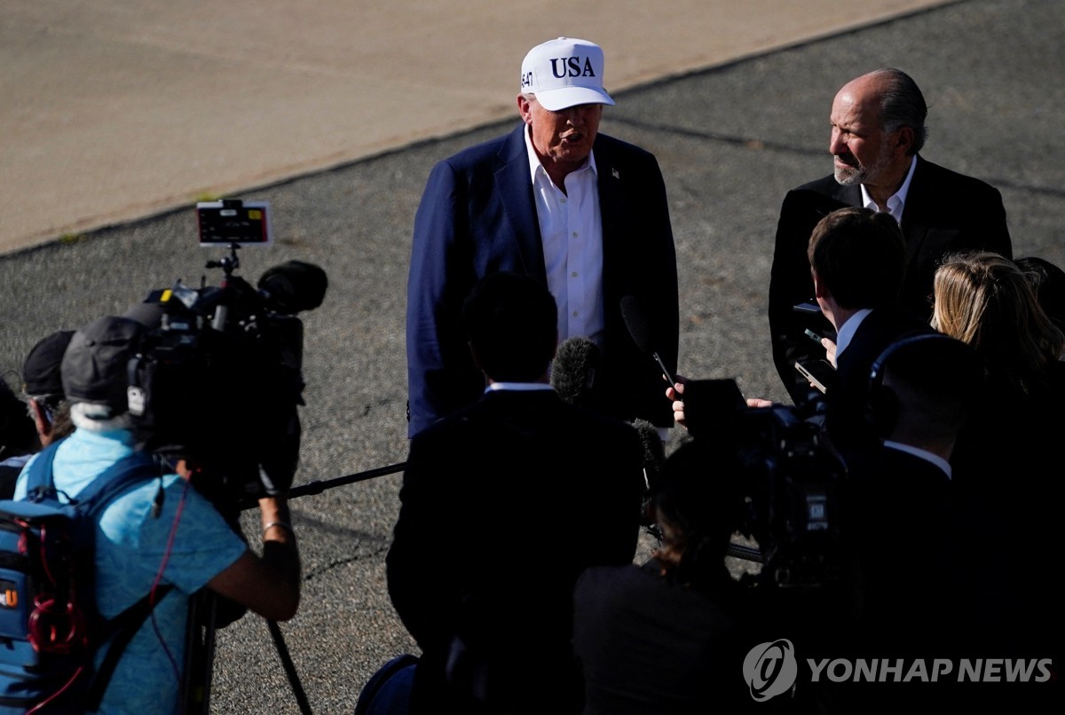 트럼프, 머스크 '신당 창당'에 "터무니없는 일…혼란 …