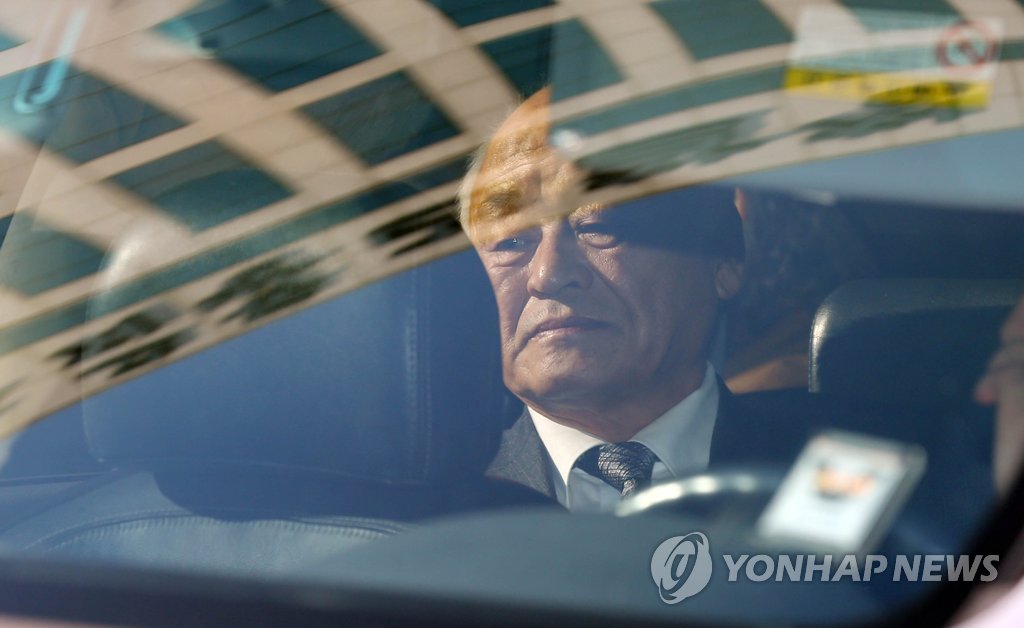 2014년 광주지검 기자회견 후 귀가하는 허재호