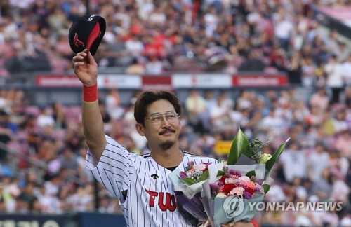 FA 박용택, 차명석 단장과 4차 면담서도 합의 실패