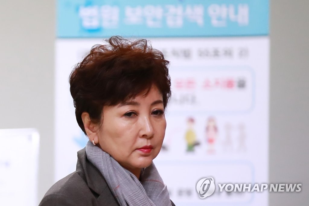 엔카의 여왕' 가수 계은숙 또 다른 사기 혐의로 1심 집유 | 연합뉴스