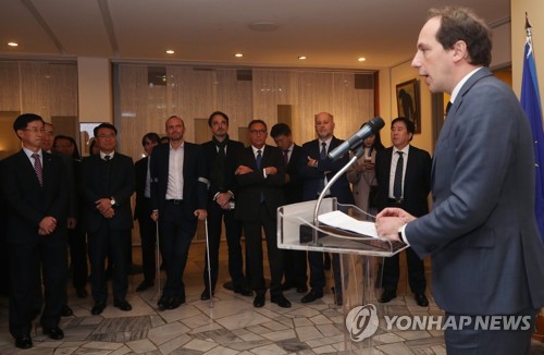 Discours de l'ambassadeur français