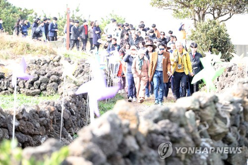 제주 구좌읍 '숨비소리길' 개장…해녀 문화유산 체험