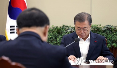 문대통령, 체감경기 '경고음'에 '경제성과 도출' 총력 태세