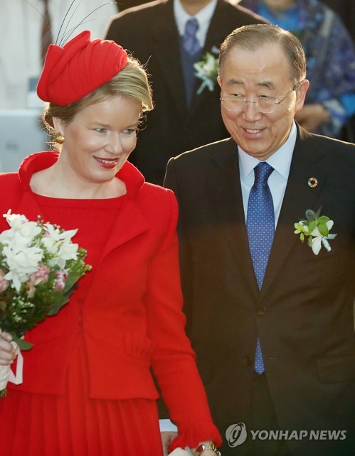 La reina belga asiste a un seminario Corea del Sur-Bélgica