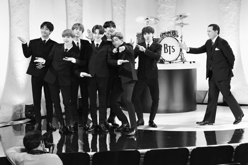 BTS en 'Late Show with Stephen Colbert'