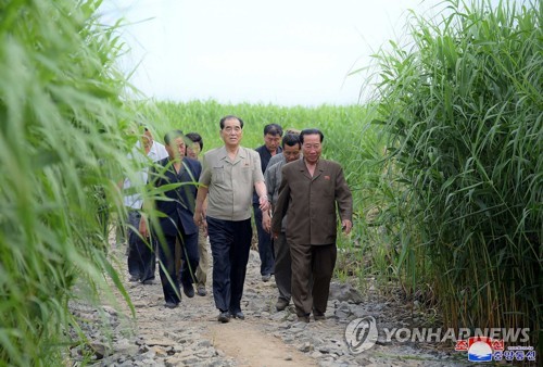 N.K. premier inspects farm