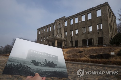 오래된, 그러나 결국 녹아내릴 냉전