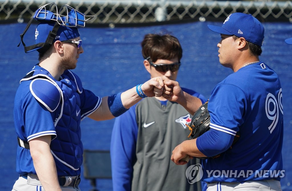 (Spring Training) Blue Jays' catcher full of praise for Ryu Hyun-jin