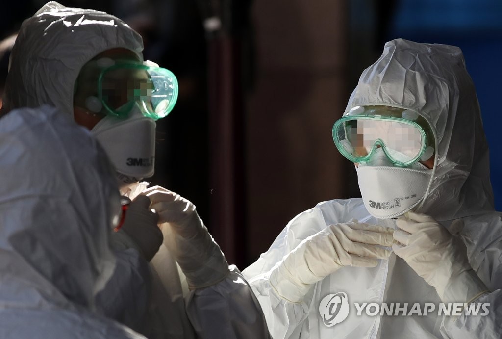 (جديد) كوريا الجنوبية : 107 حالات إصابة جديدة بكورونا خلال أمس ليصل الإجمالي الى 8,086 حتى فجر اليوم