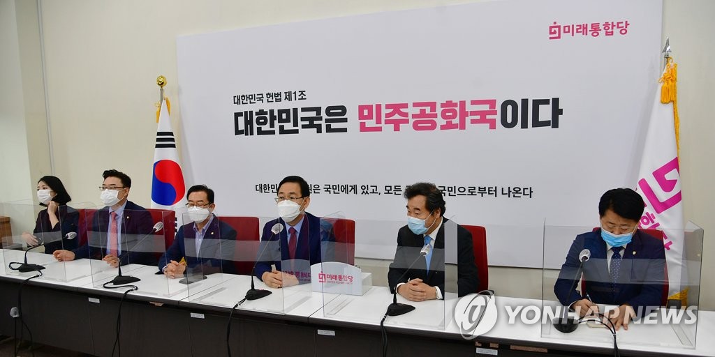 韓国与党代表　コロナ陰性で活動再開
