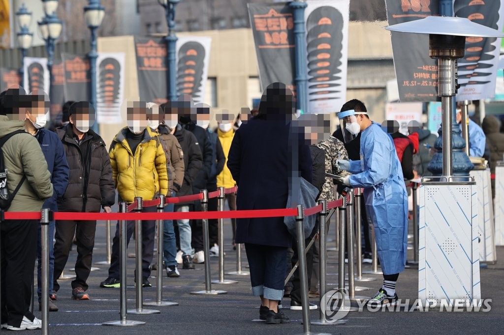 韓国のコロナ新規感染者　６日ぶり８００人台＝連休で検査数減少