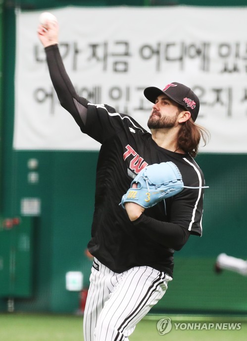 LG Twins take solo lead after one full week of KBO action