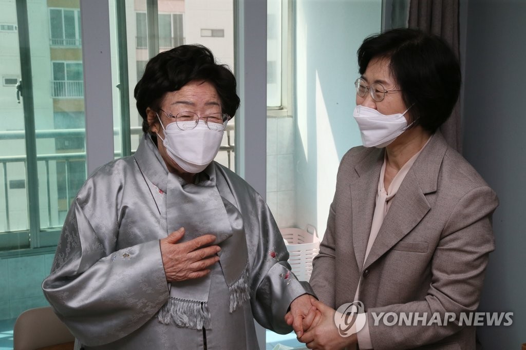 慰安婦被害者の英文証言資料など積極公開　韓国女性家族相