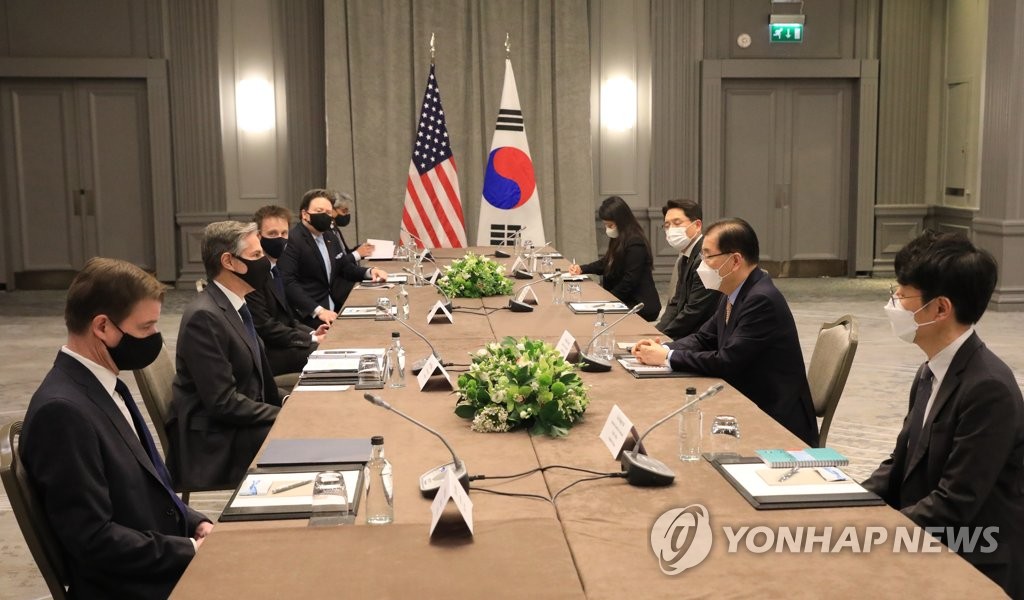 Ｇ７外相会合に出席するためロンドンを訪問している外交部の鄭義溶長官は３日、ブリンケン米国務長官と会談した（外交部提供）＝（聯合ニュース）≪転載・転用禁止≫