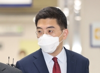 '무죄' 이동재 前채널A 기자 해고무효소송 10월 시작