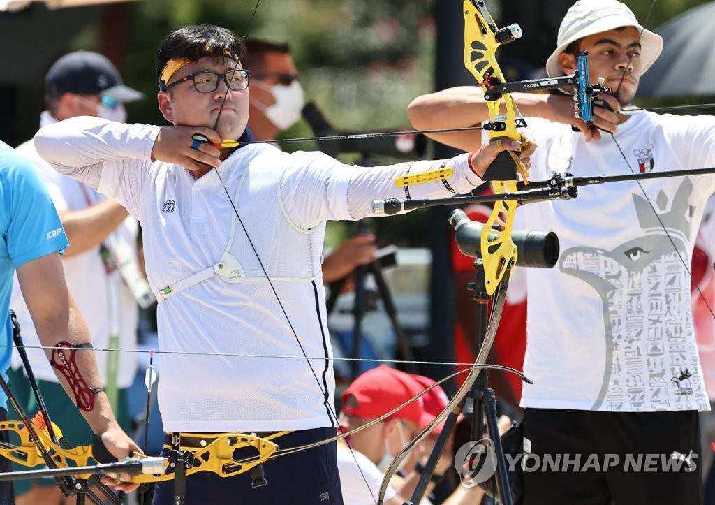 (LEAD) (Olympics) S. Korean teen archer Kim Je-deok wins men's ranking ...