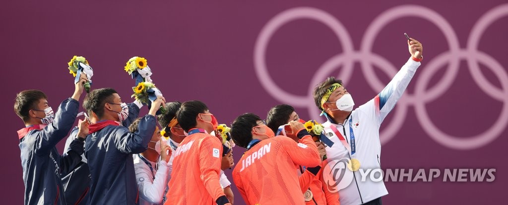(جديد)(الأولمبياد) الفريق الكوري للرماية بالسهم للرجال يفوز بالميدالية الذهبية للمرة الثانية على التوالي - 4