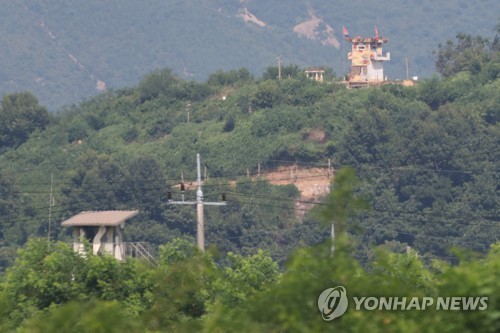 북한, 연락사무소·군 통신선 정기통화 이틀째 응답 없어(종합)
