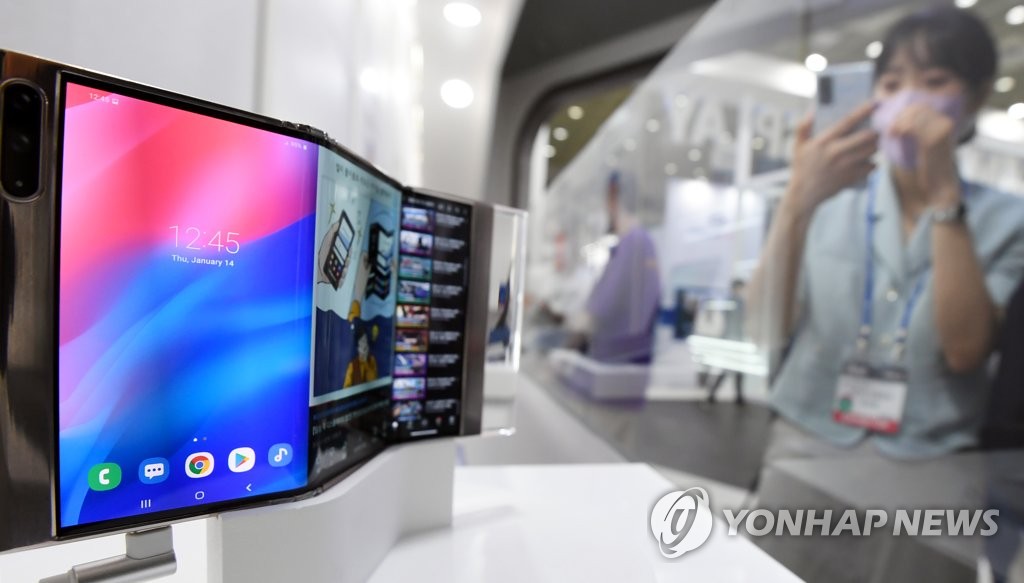Samsung Display continues to dominate smartphone panel market in H1: report