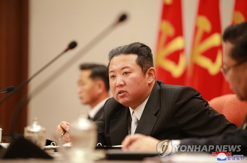 북한, 코로나 봉쇄냐 협력이냐 기로…일각선 '백신협력' 관측도