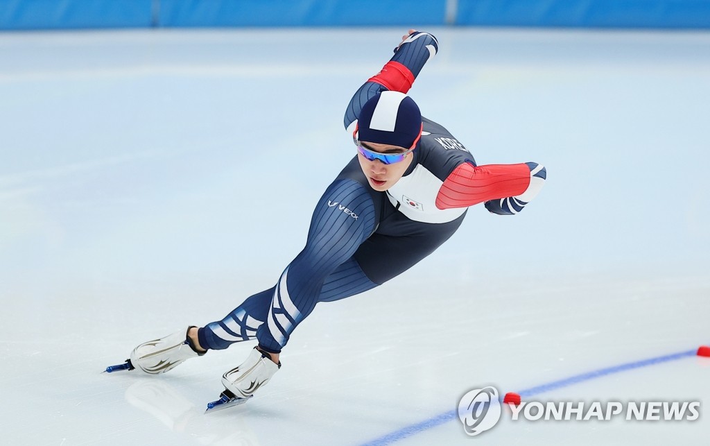 المتزلج السريع "كيم مين-سوك"
