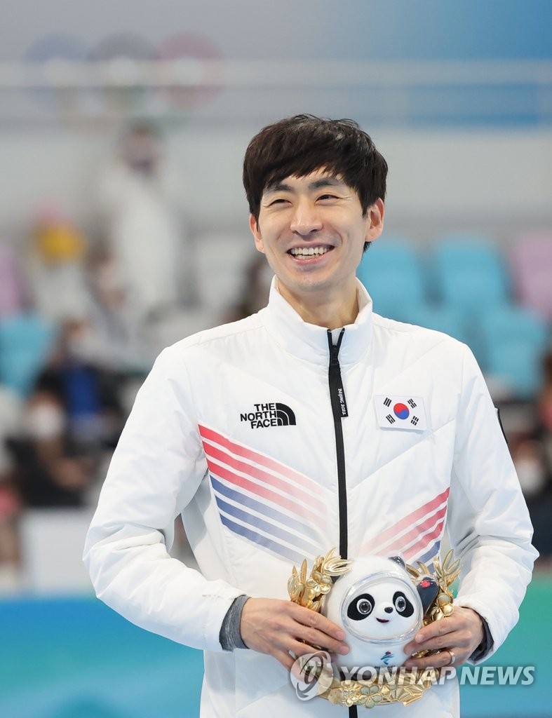 Lee Wins Bronze In Men s Speed Skating Mass Start Yonhap News Agency lee-wins-bronze-in-men-s-speed-skating-mass-start-yonhap-news-agency