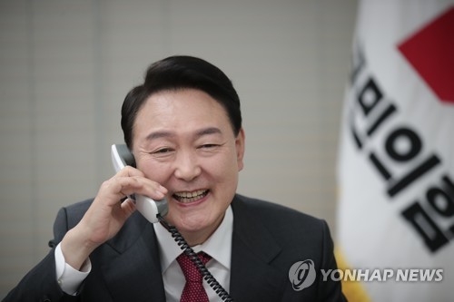 (2nd LD) Yoon hopes S. Korea, U.S., Japan will further strengthen coordination on Korean Peninsula issues